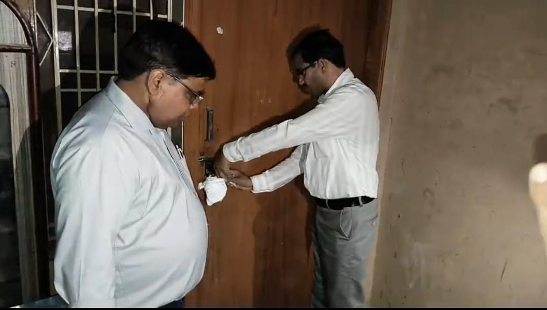 cfa49e4f-79c8-4805-90f7-ff283c5a34f1