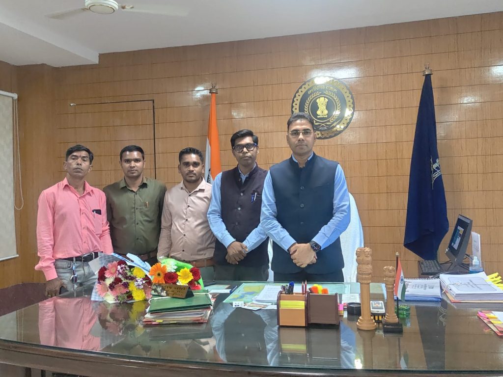 b0351484-ec96-4b8d-8235-6b03e5c1ed51